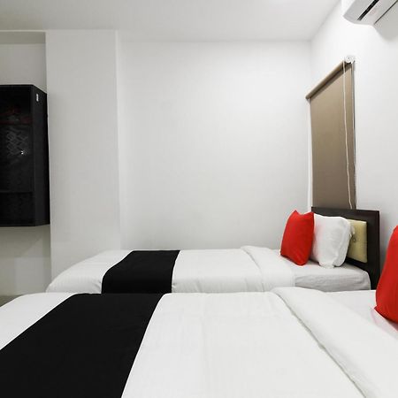 Super Mythri Hotel Near By Ecil, As Rao Nagar, Sainikpuri Maula Ali Exterior photo