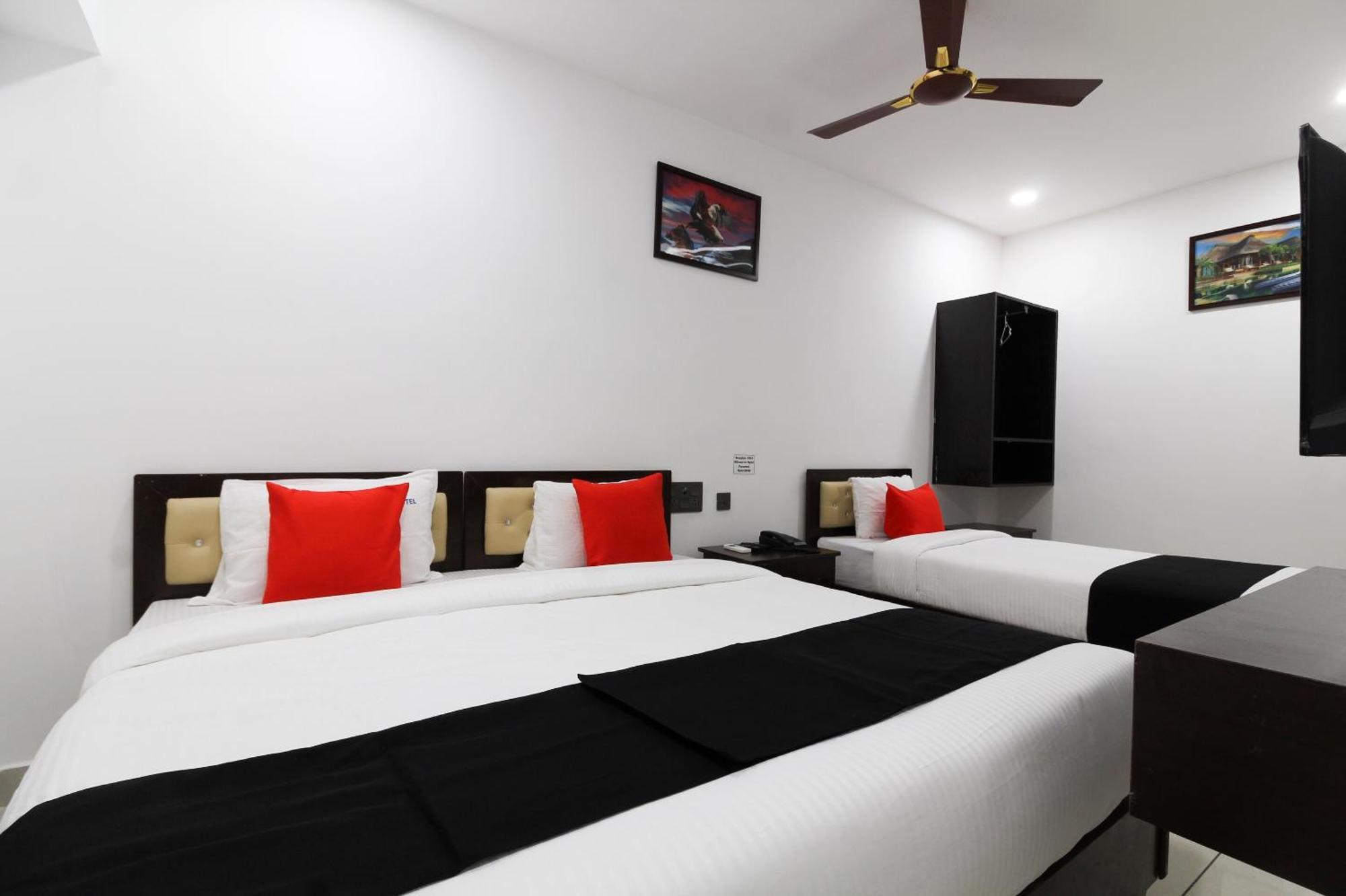 Super Mythri Hotel Near By Ecil, As Rao Nagar, Sainikpuri Maula Ali Exterior photo